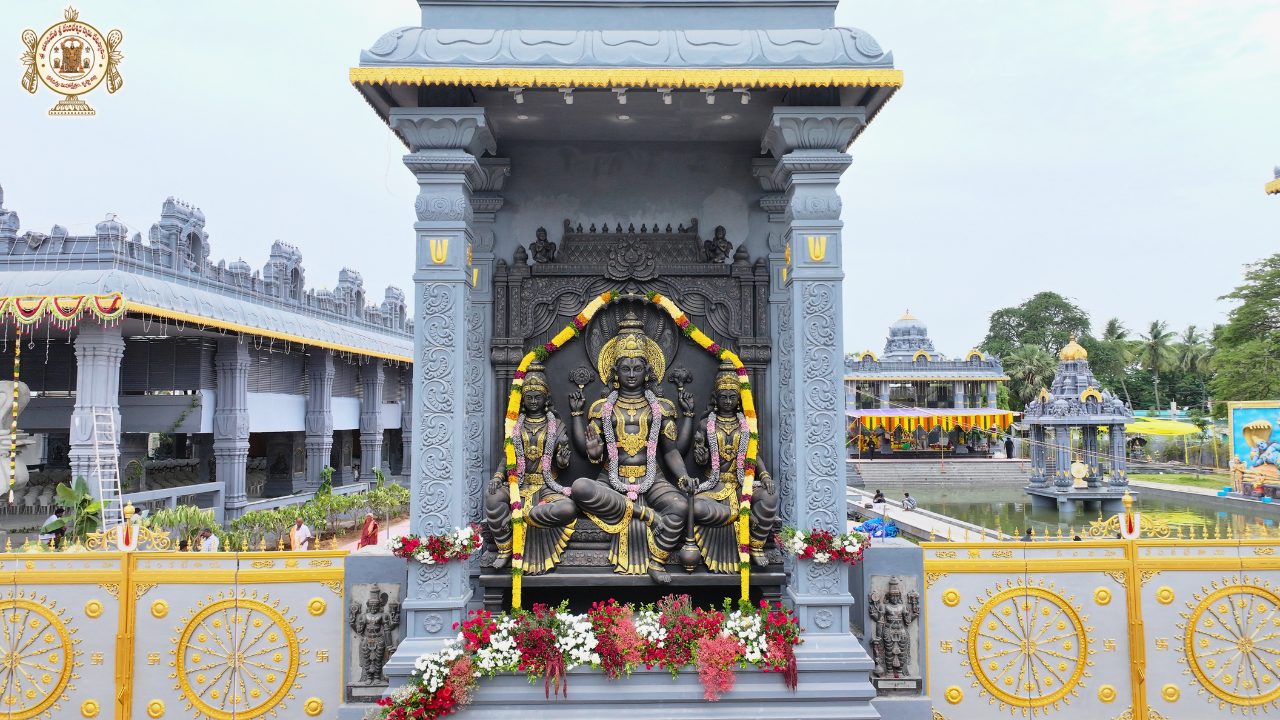 1000 Kalla mandapam images.png